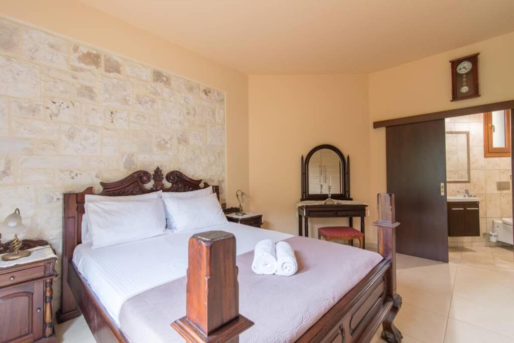 Heraklion Comfy House With Mountain View Eksteriør bilde